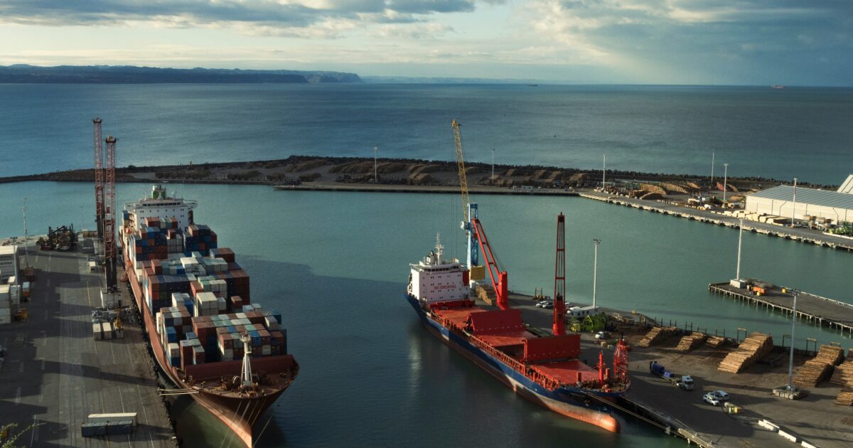 Cargo ship with shipping containers